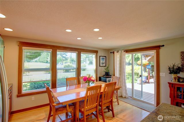 12270 Maple Crest Drive, Burlington, WA 98233