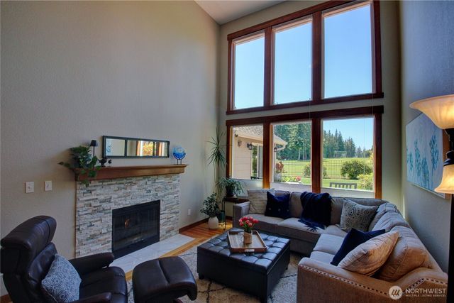 12270 Maple Crest Drive, Burlington, WA 98233