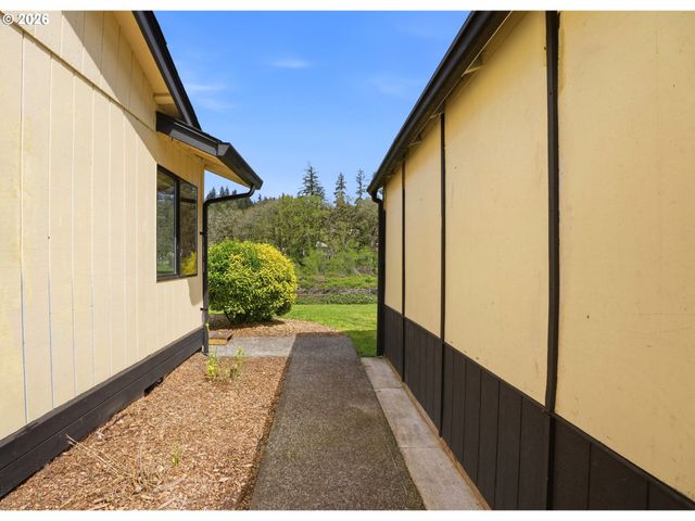 661 K St, Washougal, WA 98671