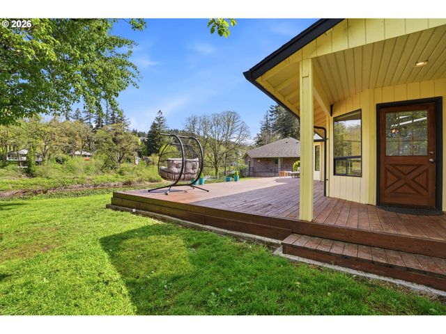 661 K St, Washougal, WA 98671