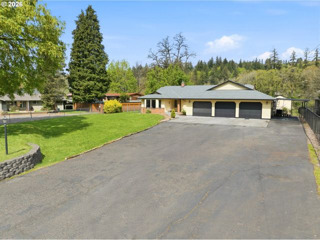 661 K St, Washougal, WA 98671
