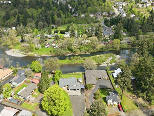 661 K St, Washougal, WA 98671