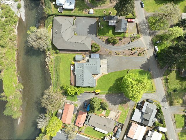 661 K St, Washougal, WA 98671