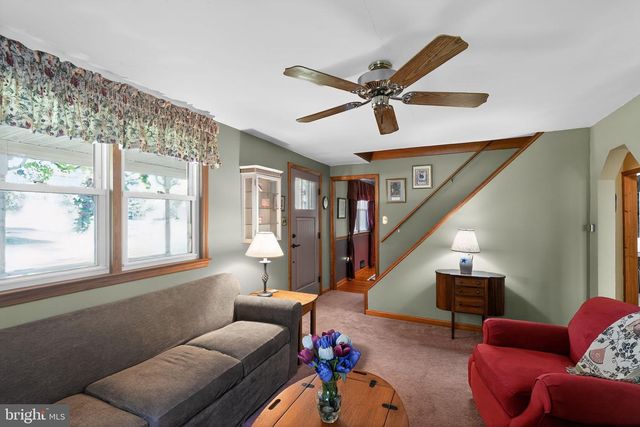 1525 COLLEGE AVE, Collegeville, PA 19426