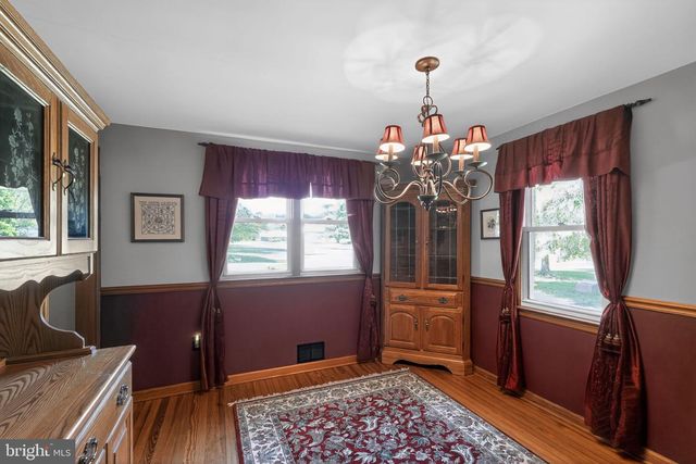 1525 COLLEGE AVE, Collegeville, PA 19426