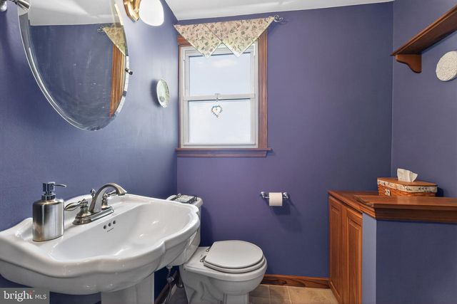 1525 COLLEGE AVE, Collegeville, PA 19426