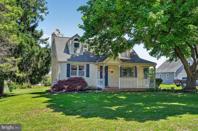 1525 COLLEGE AVE, Collegeville, PA 19426