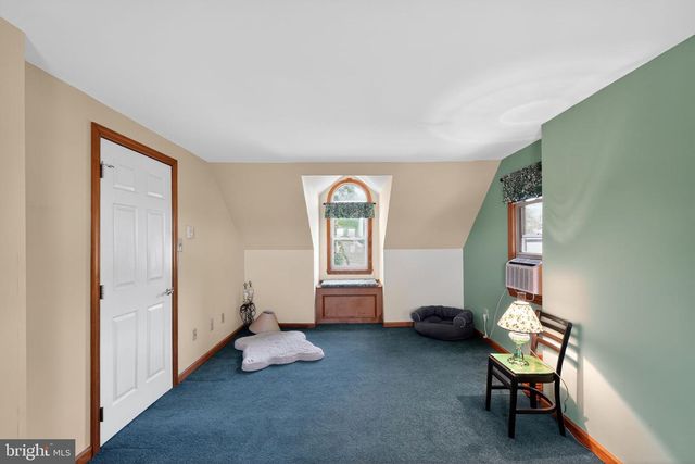 1525 COLLEGE AVE, Collegeville, PA 19426
