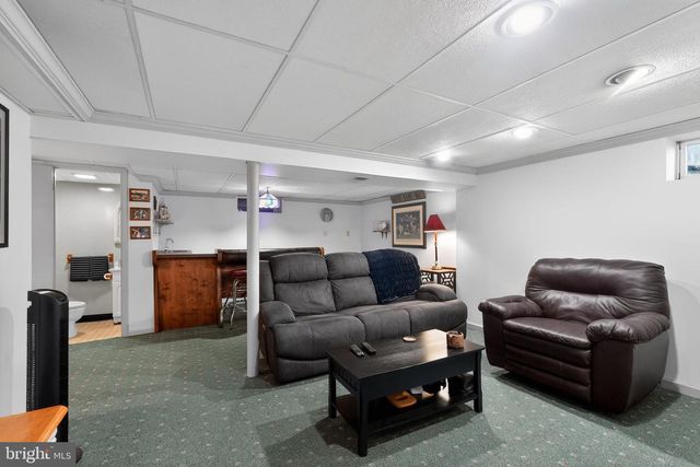 1525 COLLEGE AVE, Collegeville, PA 19426