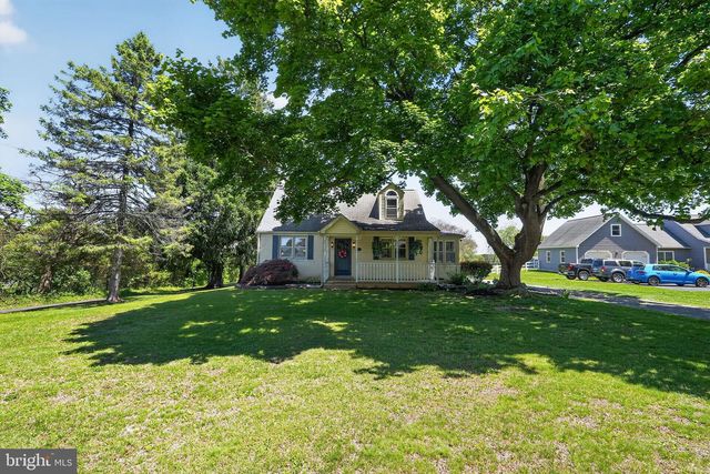 1525 COLLEGE AVE, Collegeville, PA 19426