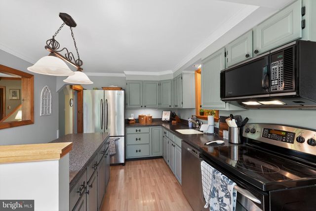 1525 COLLEGE AVE, Collegeville, PA 19426