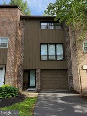 14 CLUB LANE, Reading, PA 19607