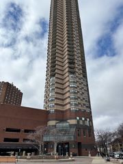 3660 N Lake Shore Drive 2109, Chicago, IL 60613