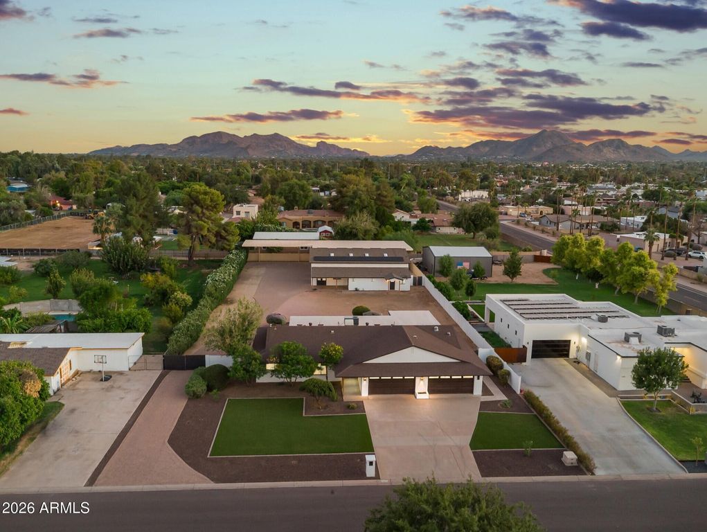 5211 E Windrose Drive, Scottsdale, AZ 85254 — exterior