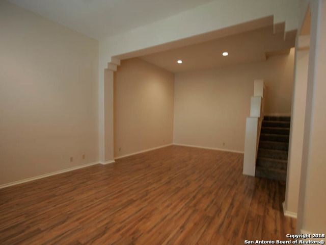 207 Grandview Pl Apt 2, San Antonio, TX 78209