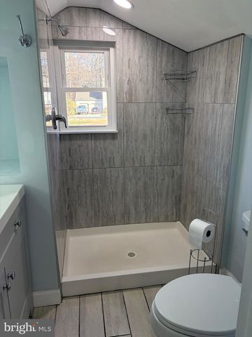 1806 JOHNSON RD, Annapolis, MD 21409