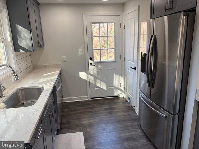 1806 JOHNSON RD, Annapolis, MD 21409