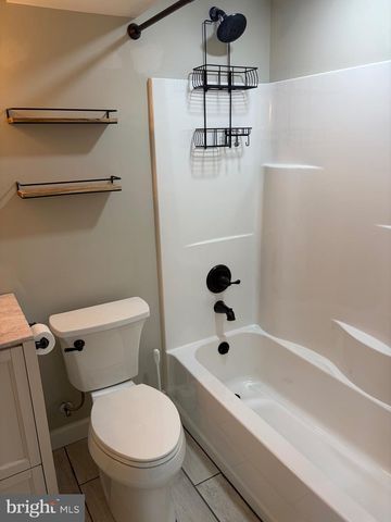 1806 JOHNSON RD, Annapolis, MD 21409