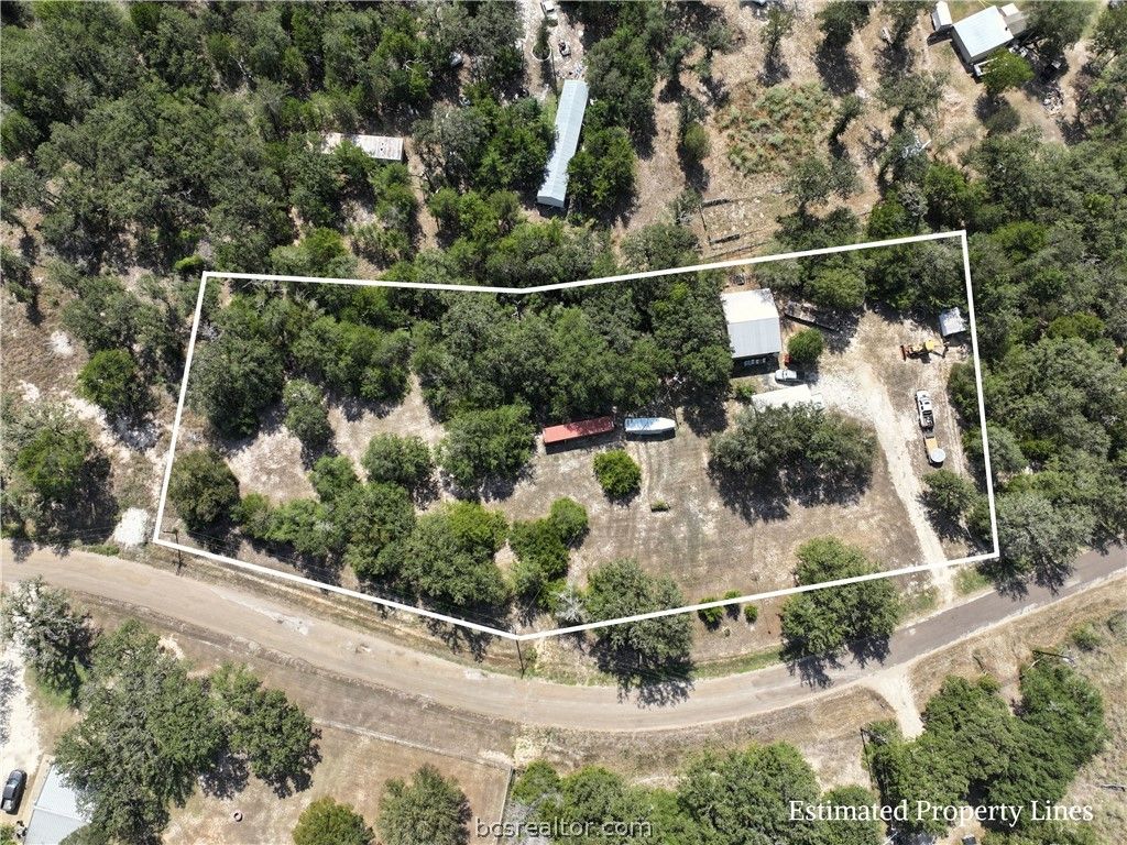 1064 Teal Lake Drive, Caldwell, TX 77836 — exterior