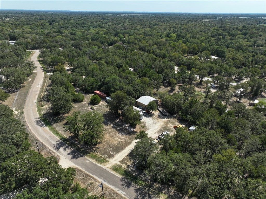1064 Teal Lake Drive, Caldwell, TX 77836 — photo 2
