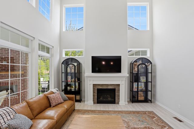 15573 Woodford Drive, Westfield, IN 46074