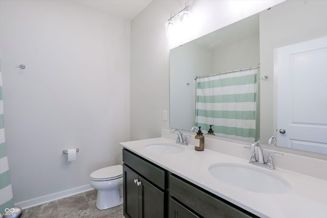 15573 Woodford Drive, Westfield, IN 46074