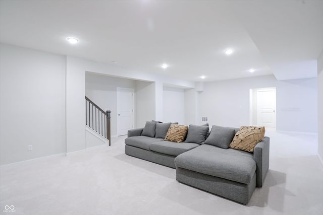 15573 Woodford Drive, Westfield, IN 46074