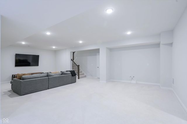 15573 Woodford Drive, Westfield, IN 46074