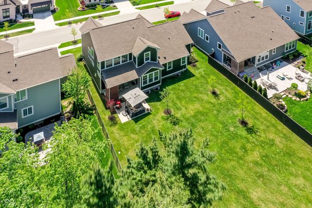 15573 Woodford Drive, Westfield, IN 46074