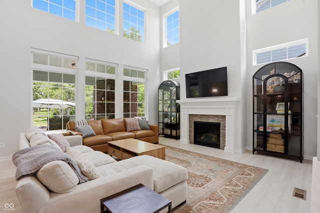 15573 Woodford Drive, Westfield, IN 46074