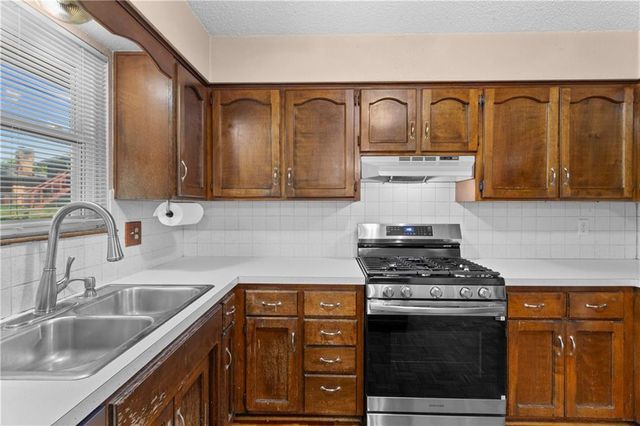 204 N 83rd Street, Kansas City, KS 66112