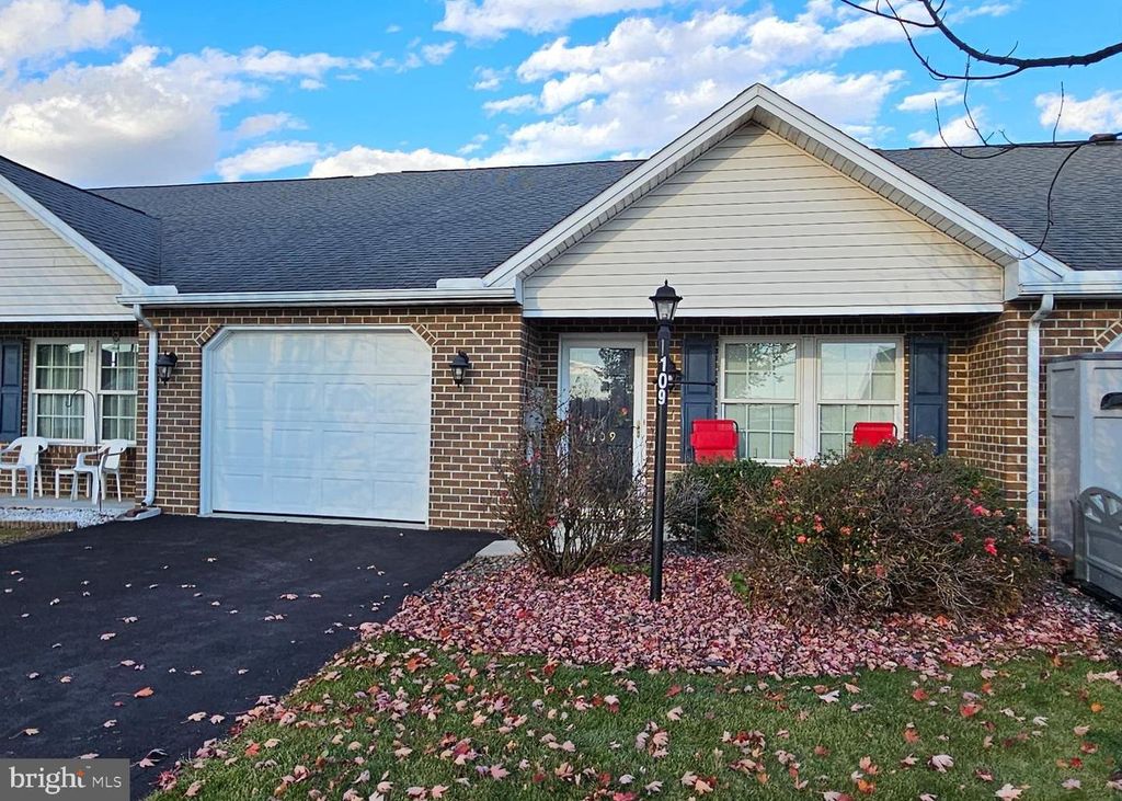 109 CENTRAL WAY, Shippensburg, PA 17257