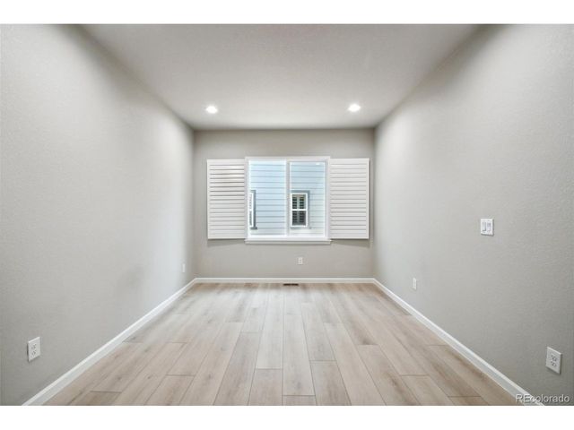 248 Hampshire Ln, Castle Pines, CO 80108