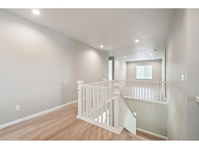 248 Hampshire Ln, Castle Pines, CO 80108