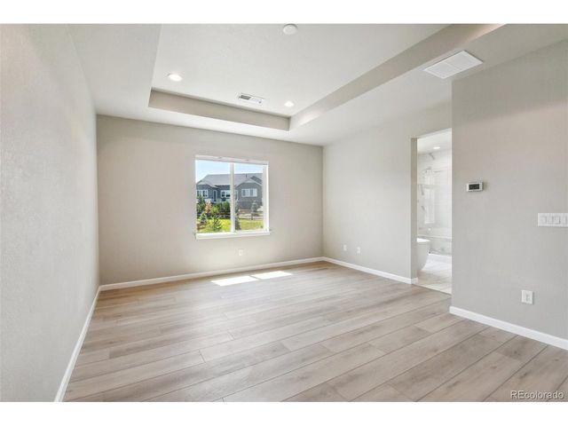 248 Hampshire Ln, Castle Pines, CO 80108