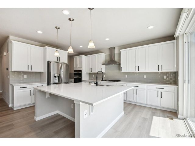 248 Hampshire Ln, Castle Pines, CO 80108
