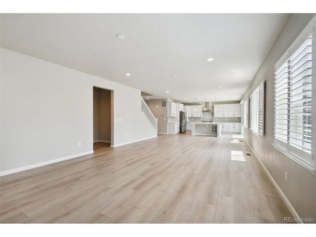 248 Hampshire Ln, Castle Pines, CO 80108