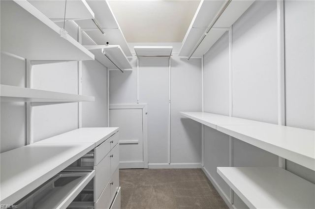 1005 Ditchley RD, Virginia Beach, VA 23451