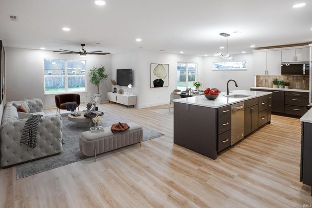 1310 Mockingbird Lane, Mount Vernon, IN 47620