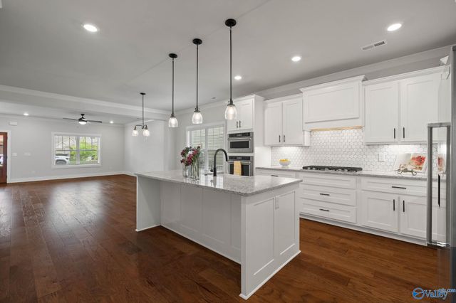 1604 Nordic Street NE, Huntsville, AL 35811