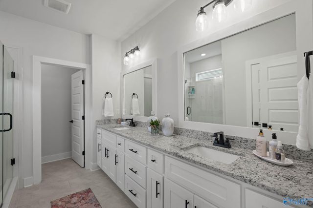 1604 Nordic Street NE, Huntsville, AL 35811