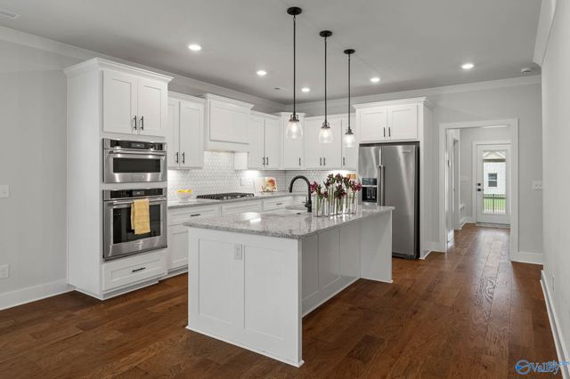 1604 Nordic Street NE, Huntsville, AL 35811