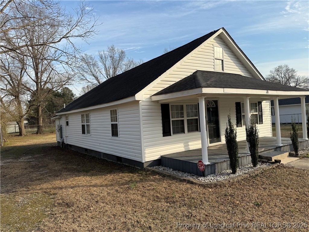 120 Allen Avenue, Red Springs, NC 28377 — photo 2