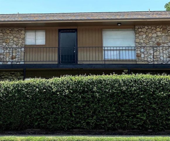 1529 Wirt Road 30, Houston, TX 77055