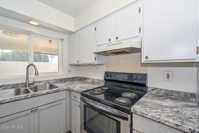 10911 W SANTA FE Drive, Sun City, AZ 85351