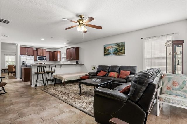 3637 BLACK DOG COURT, Tavares, FL 32778