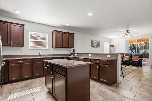 3637 BLACK DOG COURT, Tavares, FL 32778