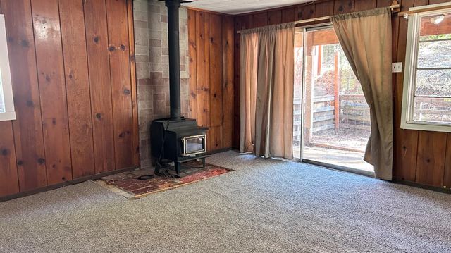 10210 E. Murray Creek Rd., Mountain Ranch, CA 95246