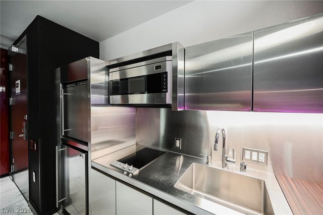4381 West Flamingo Road 3008, Las Vegas, NV 89103