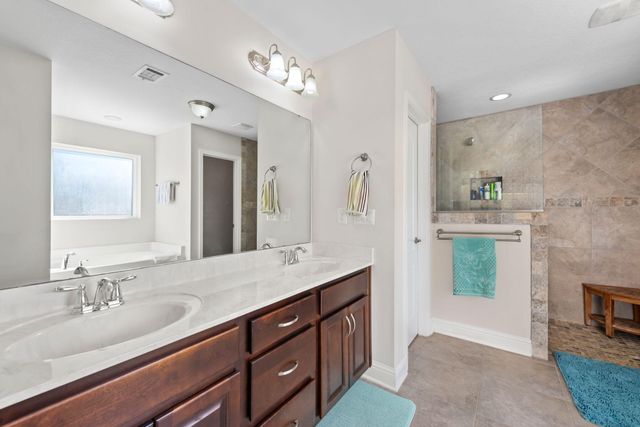 8310 Verano Street, Navarre, FL 32566